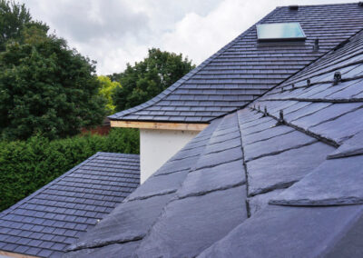 Traditional Slate Black Style Polymer Lightweight Lifetime Energy-Efficient Roofing System.